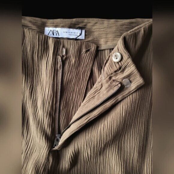 Zara High Waist Flared Leg Crinkle Pants Tall Size Medium - Picture 7 of 9